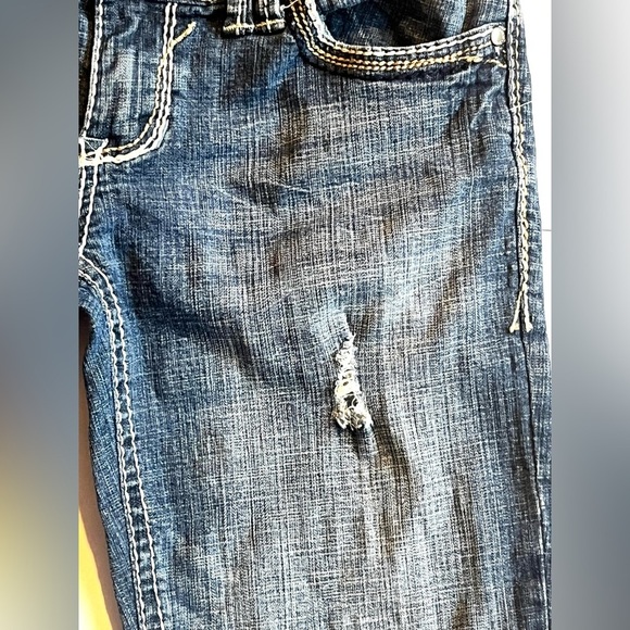 Hydraulic Women's Distressed Blue Jeans Capris Size 5/6 - Picture 3 of 15